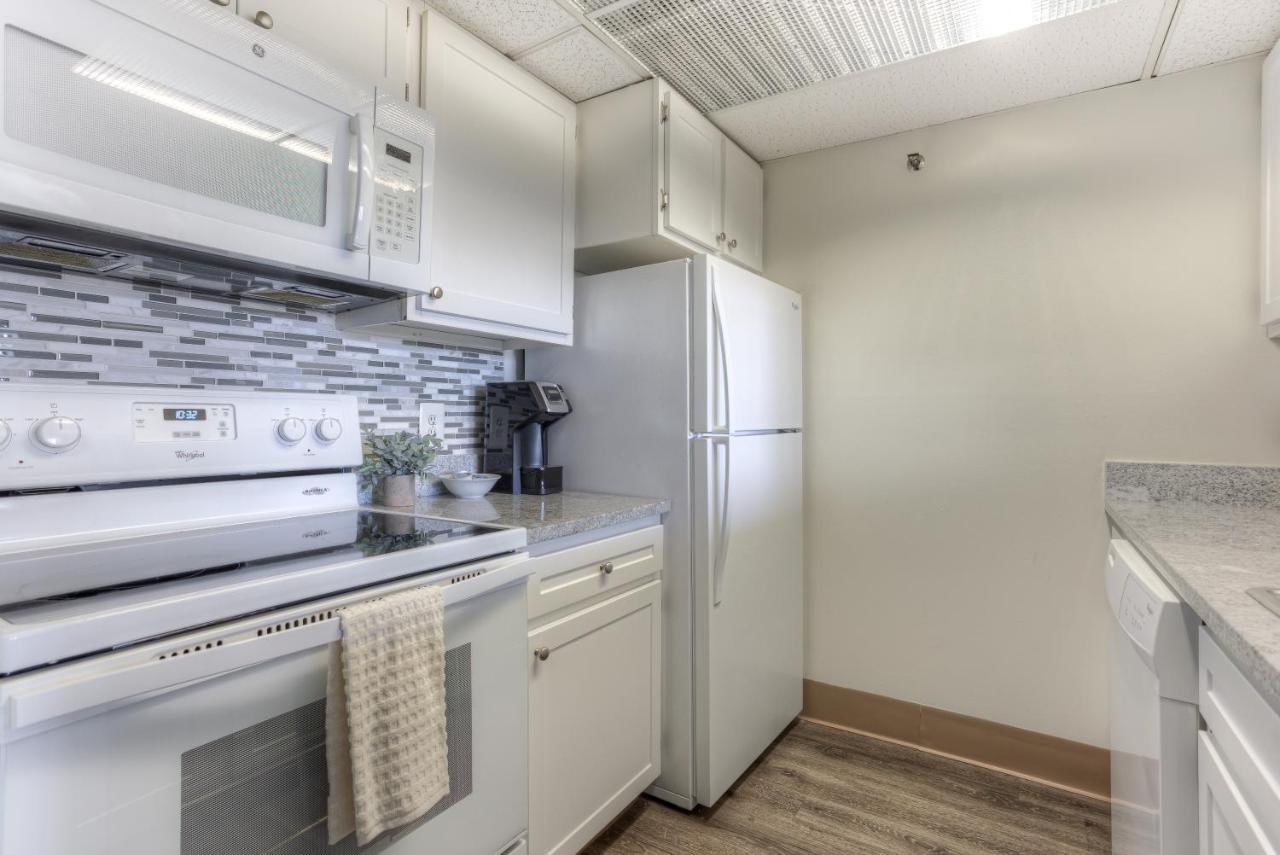 Frontdesk 1431 Washington Blvd Apts Downtown Detroit Room photo